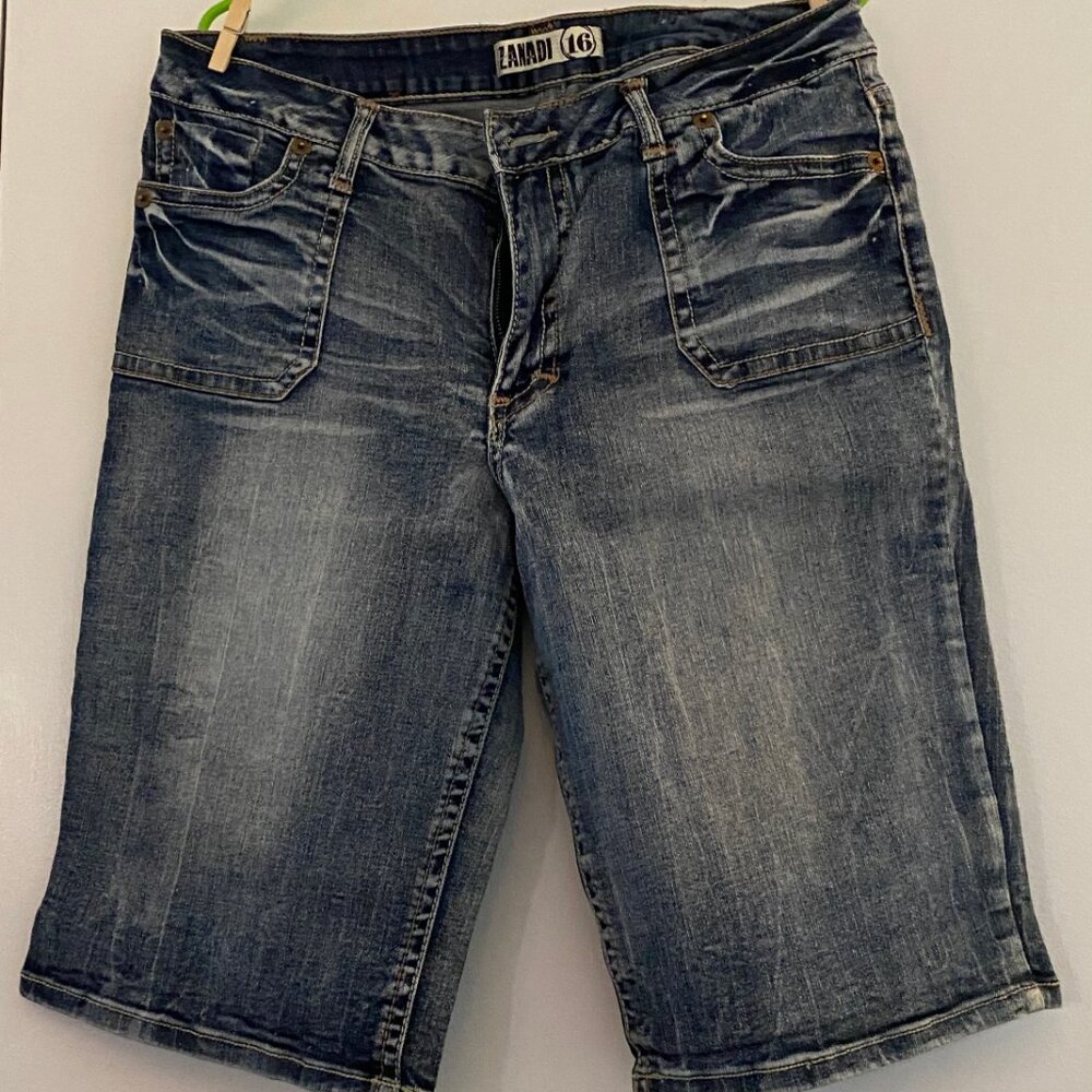 Zanadi 16 Bermuda Shorts mid-rise distressed